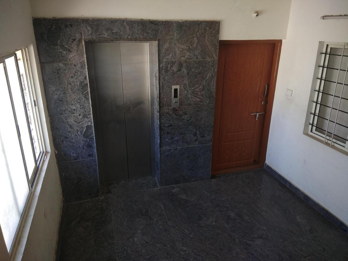 Lucid Dew Apartment Bangalore Exterior photo